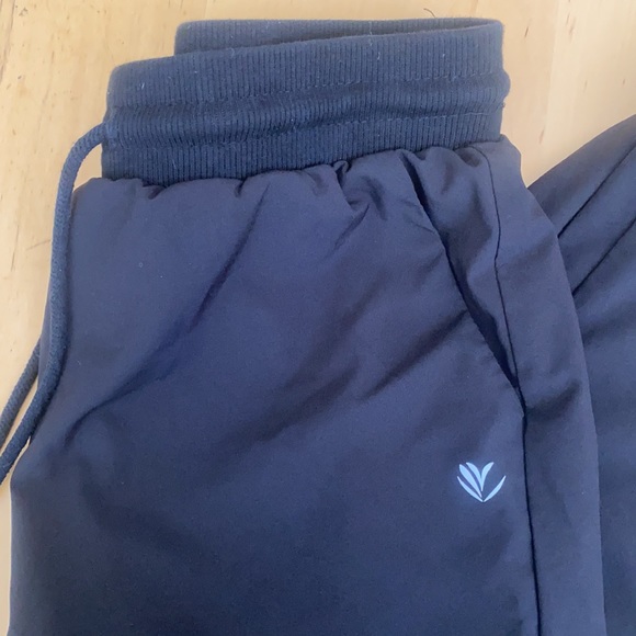 Forever 21 Athletic Joggers - Picture 3 of 4